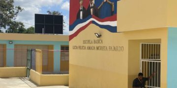 Gobierno inaugura escuela primaria Felicia Moreta Fajardo en el sector Los Guaricanos