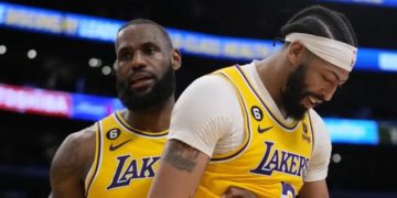 LeBron y Lakers eliminan a Warriors y van a final del Oeste, da el crédito a la defensa