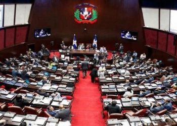 Nueva ley combatirá a los “shiperos”, la piratería y el acoso