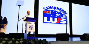 Lanzan movimiento “Camioneros con Luis”
