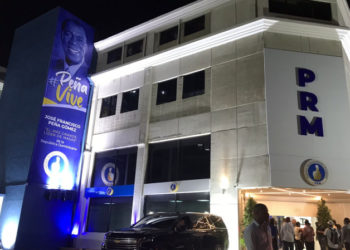 PRM honra a Peña Gómez en inauguración de su nueva casa nacional