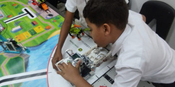 Robótica transforma vida de niños de escasos recursos
