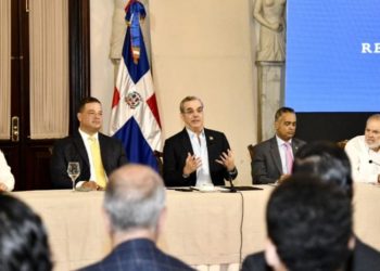 Abinader proyecta en cuatro años no habrá basureros a cielo abierto en el país