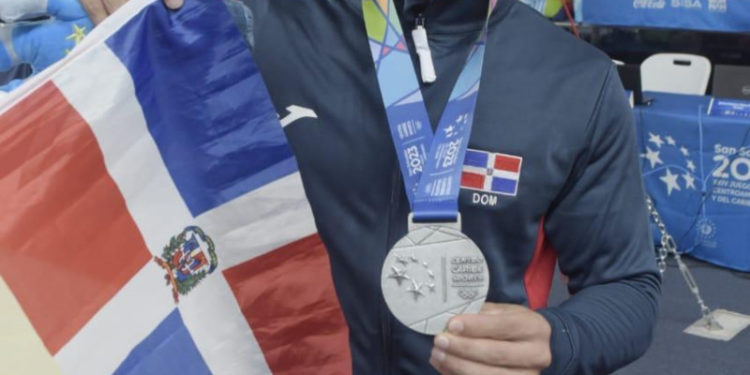 Audry Nin Reyes logra medalla de plata