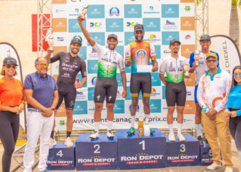 Carlos Medina, campeón del Punta Cana Grand Prix 2023