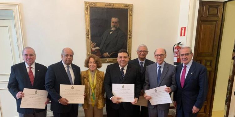 Cinco académicos dominicanos investidos en la Real Academia de la Historia de España