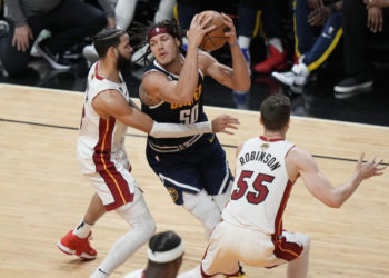 Denver Nuggets a un paso de su primer anillo de la NBA tras vencer a Miami Heat