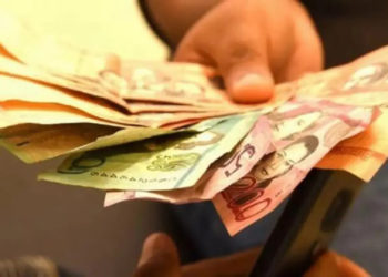 El dinero en manos del público estuvo restringido hasta mayo