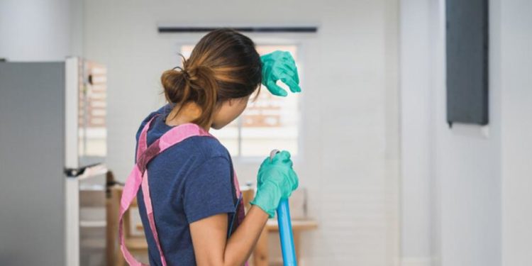 El gobierno buscará vía legal para regular el trabajo doméstico