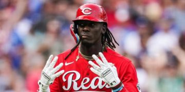 Elly de la Cruz da jonrón de 458 pies y corre como nadie en triunfo Cincinnati