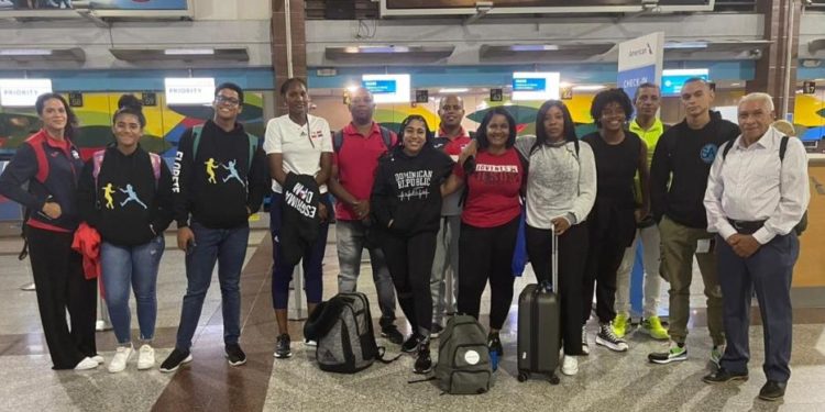 Equipos de Esgrima salen a Perú a Campeonato Continental cargados de optimismo