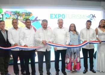 Inauguran la vigésimo sexta versión de Expoturismo 2023 en Santiago