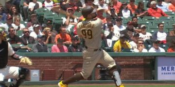 Machado y Sánchez batean jonrones en la victoria de los Padres sobre los Gigantes