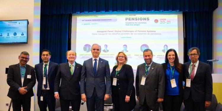 Ministro de Trabajo propone una Seguridad Social sustentada en el desarrollo humano