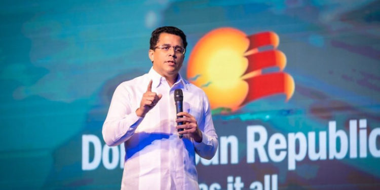 Ministro de Turismo promociona el país en Europa