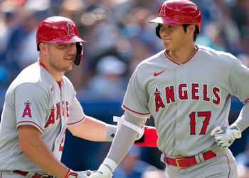 Ohtani conecta HR 24, Trout también la saca y Anaheim supera 5-2 a Kansas City