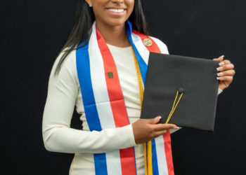 Yasiris Ortiz, la ingeniera en sistema cum laude del tenis de mesa