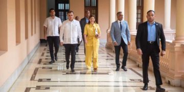 La vice asume agenda de fin de semana del presidente Abinader, afectado de COVID-19