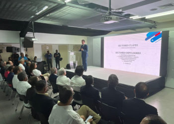 Servicios que hicieron crecer economía de RD