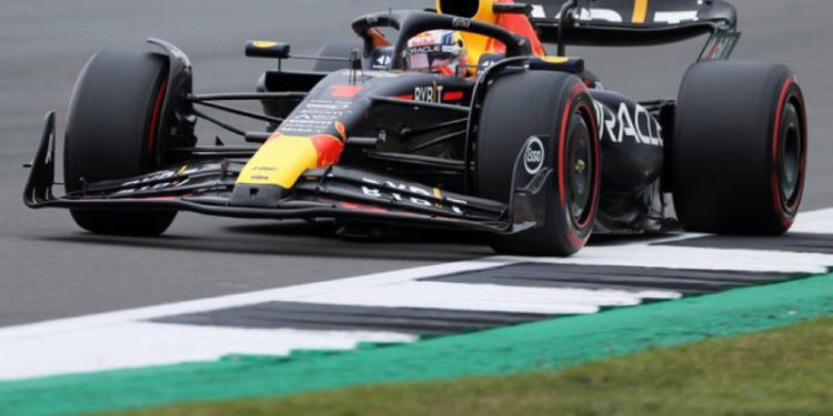 Verstappen arrebata la ‘pole’ a Norris en una loca clasificación